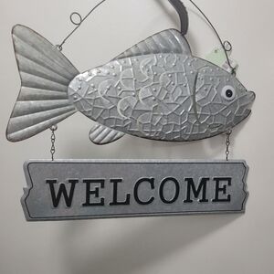 Fish Welcome Tin Sign Plaque Metal Chain Fisherman Wall Hanging Lodge Cabin NEW